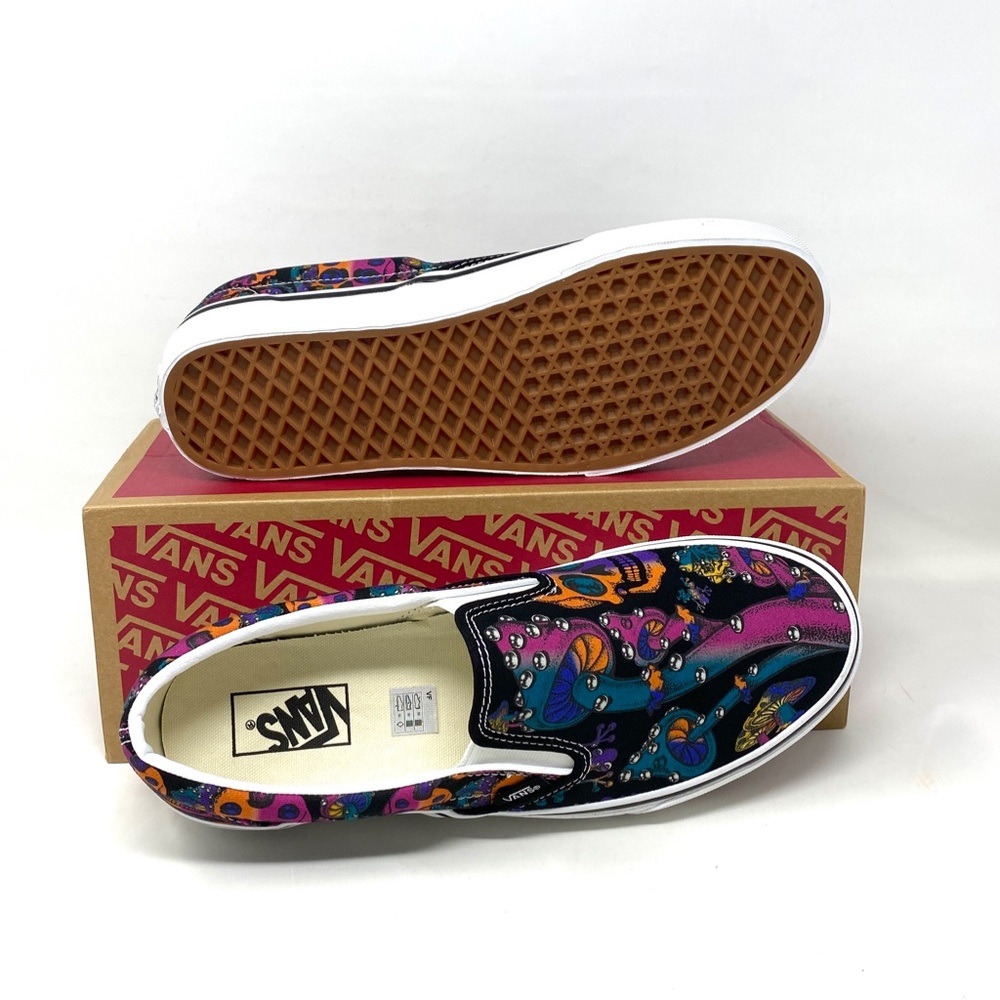 VANS Classic Slip On Low Top Black Multi Canvas Women Sneakers Size VN0A7Q5D0ZB - Picture 7 of 12
